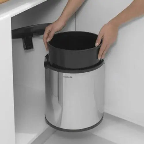 WASTE BIN 15L BRABANTIA - Кошове и торби за отпадъци<<<Домашни потреби<<<Кухня<<<Praktiker