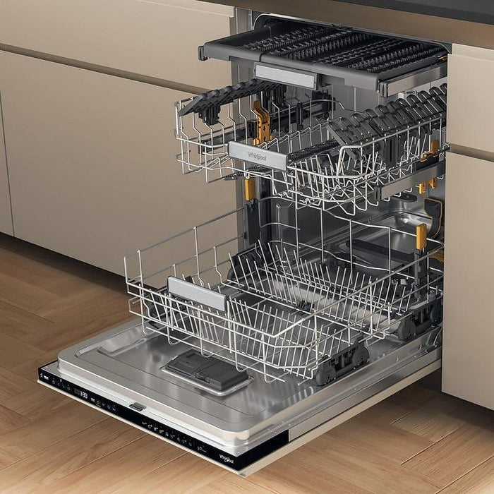 Built-in dishwasher Whirlpool MaxiSpace W7I HP42 L***, 15 place settings, 600 W, mm, C