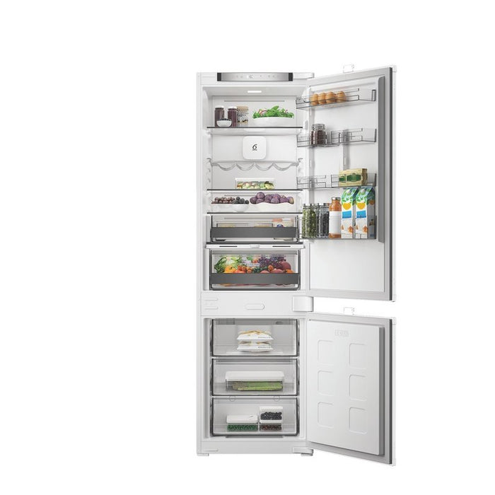 Built-in refrigerator with freezer Whirlpool WHK2 5292 B4E, 270 l, E, No Frost, Yes