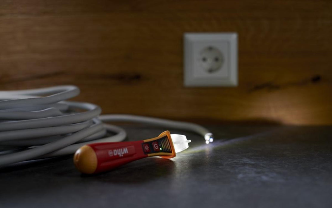 VOLTAGE TESTER 12-1000V WIHA