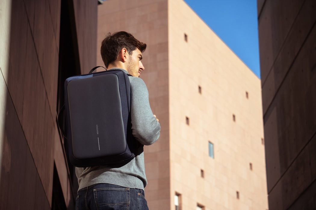 XD DESIGN ANTI-THEFT BACKPACK / BRIEFCASE BOBBY BIZZ 2.0 NAVY P/N: P705.925