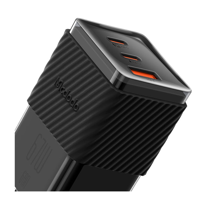 ADAPTER XMART 2X TYPE-C / 1X USB 20V 67W