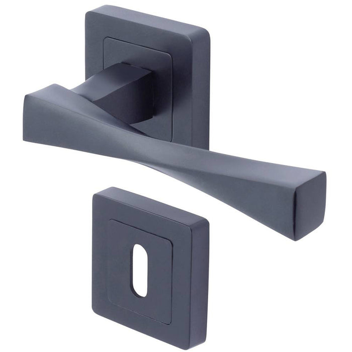 YALE VERONA DOOR HANDLE
