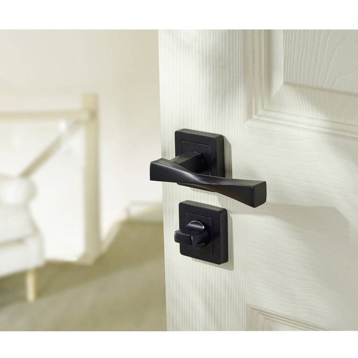 YALE VERONA DOOR HANDLE