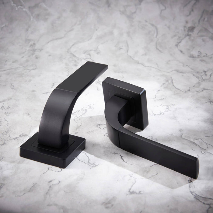 YALE BOLOGNA DOOR HANDLE