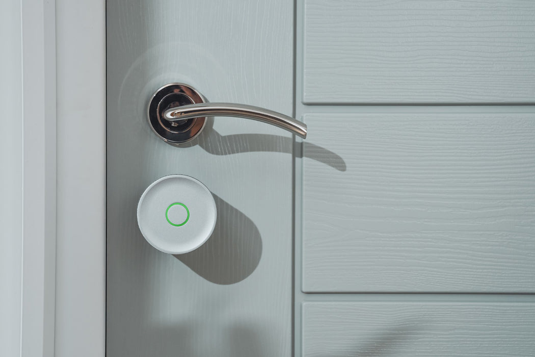 Yale Linus Smart Lock L2 Lite - smart door lock Silver