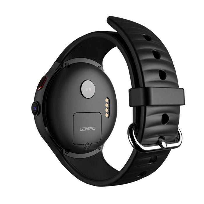 A smart watch camera LEMFO LES1 Android 5.1 MTK6580 1GB + 16GB