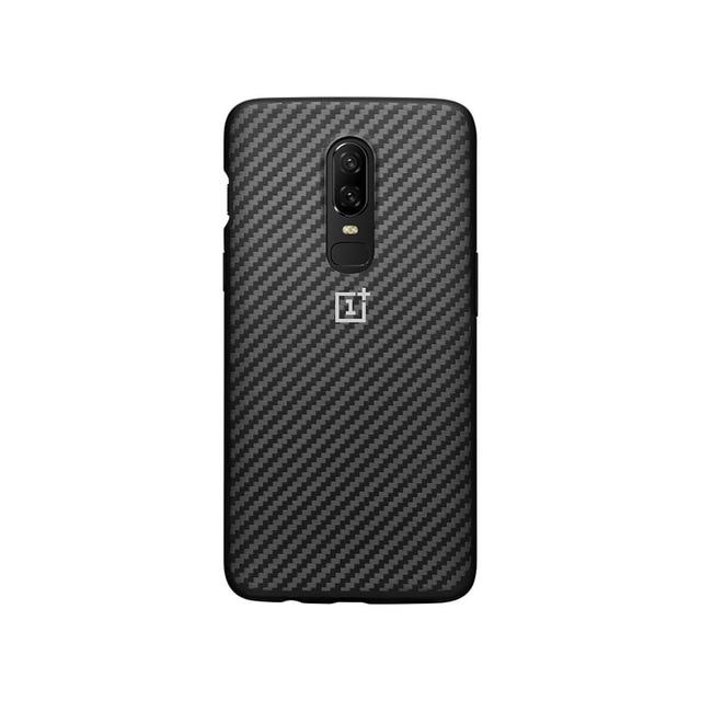 Original Oneplus impact resistant carrying case of carbon fibers with a velor interior of OnePlus 6